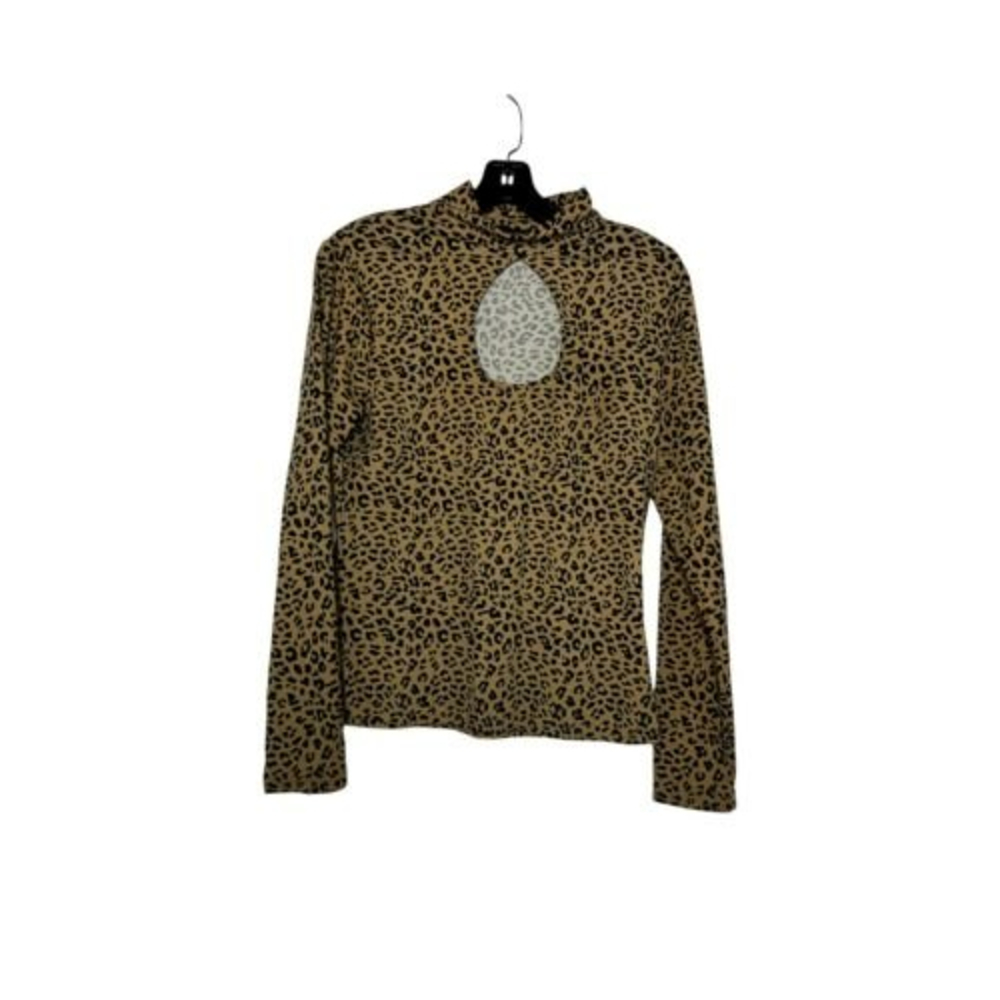 Faded Rose Cheetah Print Large Long sleeve Top With Neck Keyhole.